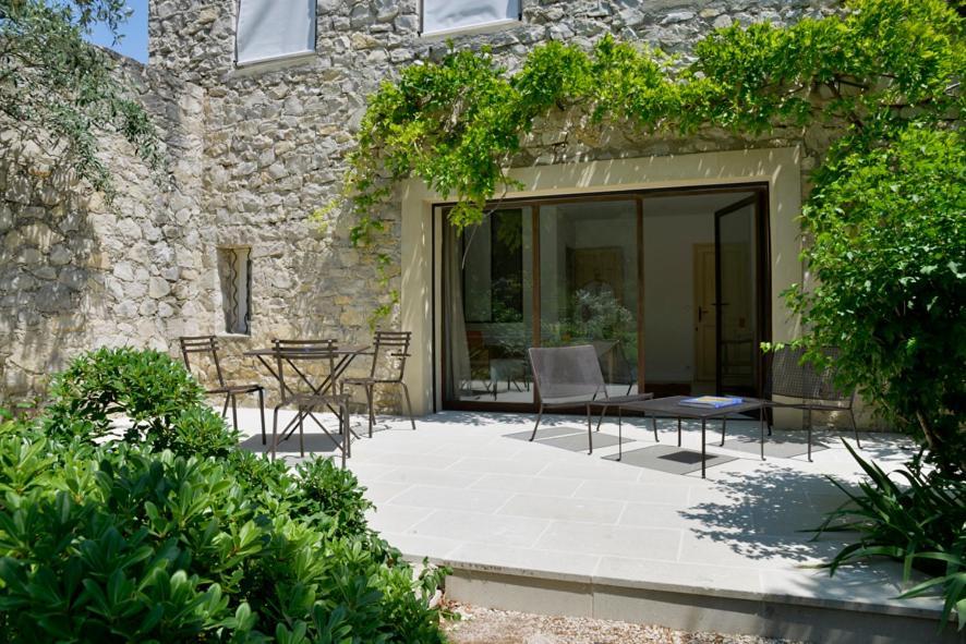 Bastide La Combe Hotel เวซง-ลา-โรแมน ภายนอก รูปภาพ