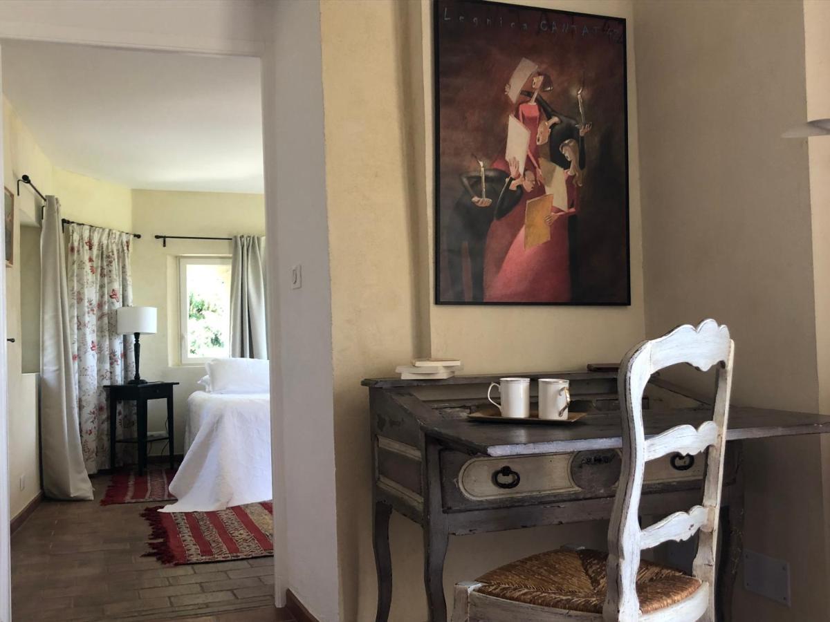 Bastide La Combe Hotel เวซง-ลา-โรแมน ภายนอก รูปภาพ